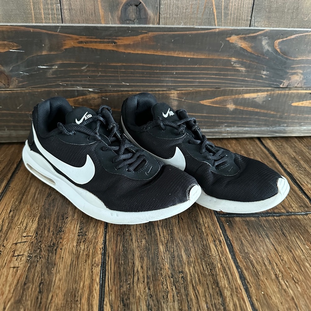Nike Air Max Size 7.5